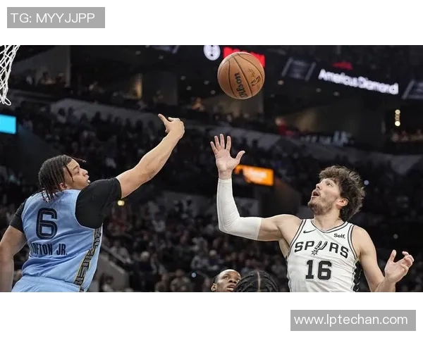 2017年NBA季后赛灰熊与马刺的激烈对决回顾与分析 2017年NBA季后赛灰熊与马刺的激烈对决回顾与分析