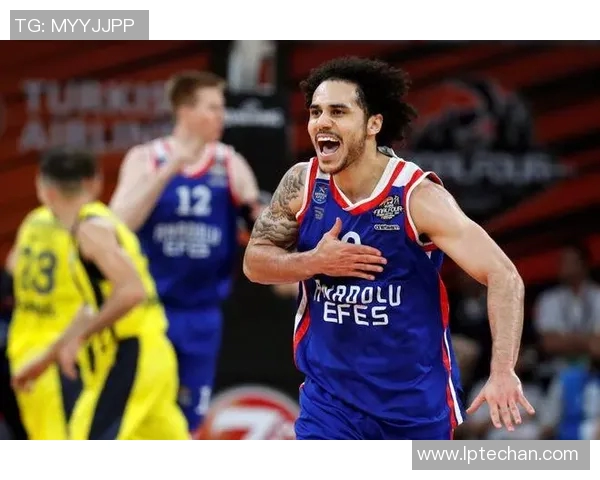 奥林匹亚与埃菲斯的巅峰对决揭示篮球战术与团队协作的完美结合