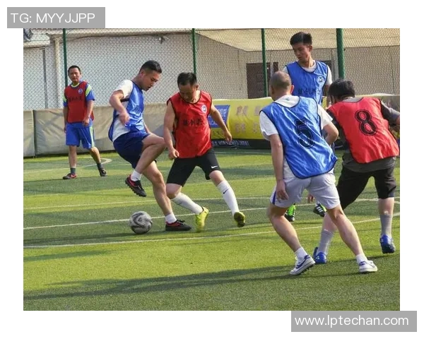 凯里三中足球比赛精彩直播回放全程回顾与精彩瞬间分析 凯里三中足球比赛精彩直播回放全程回顾与精彩瞬间分析