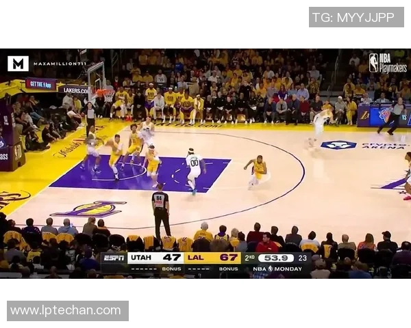 湖人对决热火精彩集锦回顾全场高光时刻与精彩瞬间分析 湖人对决热火精彩集锦回顾全场高光时刻与精彩瞬间分析