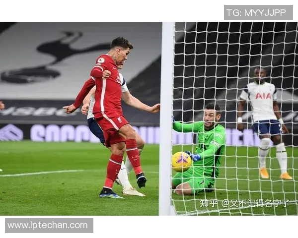 狼队与利物浦激战正酣精彩比赛直播全程回顾与分析