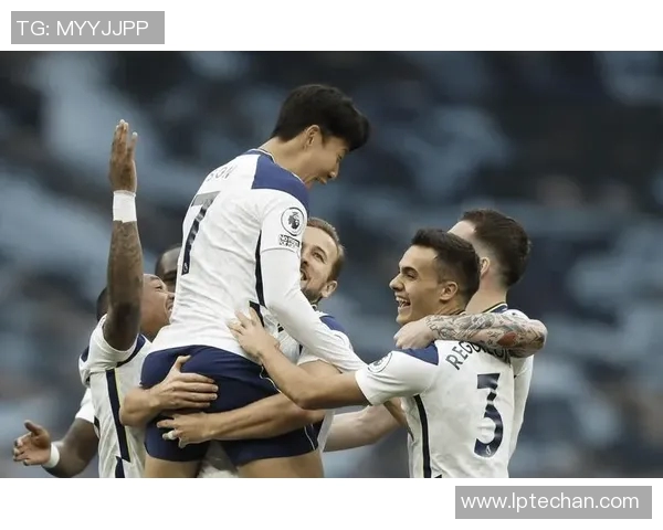 切尔西女足与热刺女足激战正酣谁能在英超赛场上笑到最后