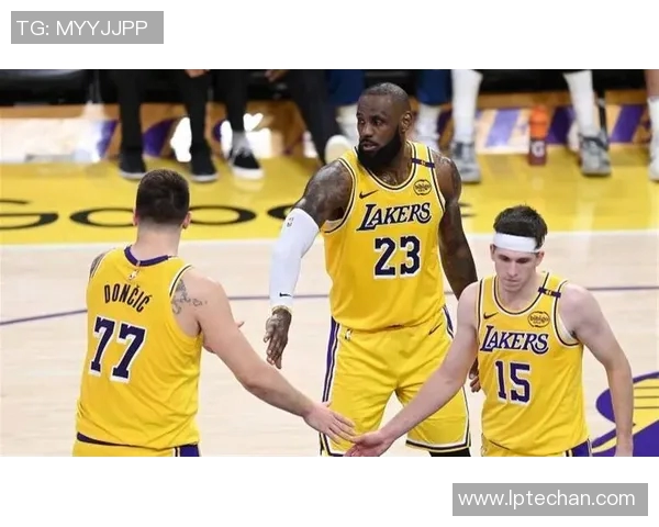 热火对湖人精彩直播7场赛事回顾与分析全方位解读篮球盛宴